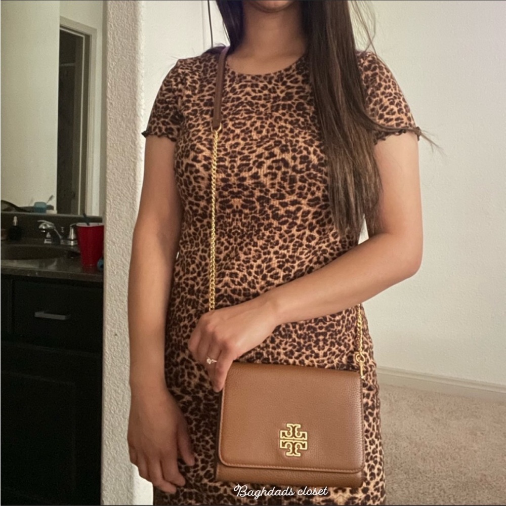Tory Burch britten chain Crossbody wallet - Picture 14 of 15